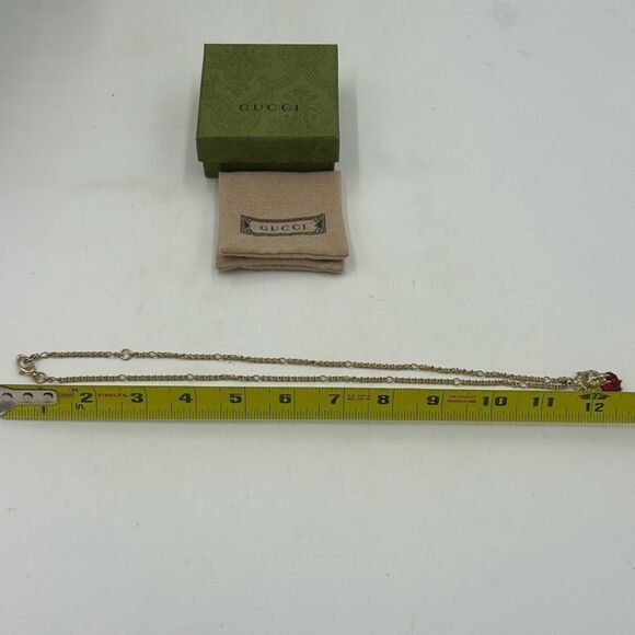 Gucci iconic gold tone lion head  crystal necklace made in Italy - Picture 8 of 9